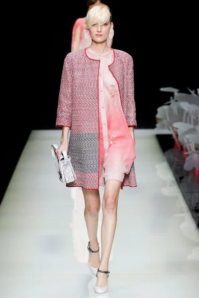 Look 13